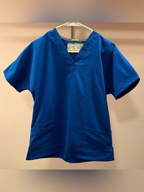 V-Neck Scrub Top in Royal Blue